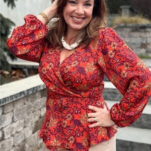 🇨🇦 Love Not Fear silk wrap blouse s/m